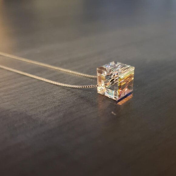 NWT sterling silver chain necklace cristal cube pendent - Picture 4 of 5